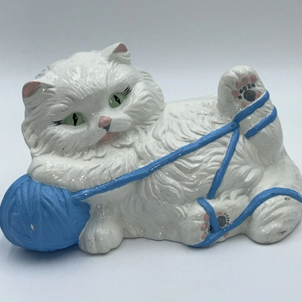 Vintage White Persian Ceramic Cat Statue Kitty Figurine Green Eyes, Playing Yarn